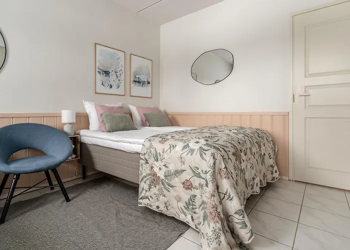 Cozy With Sauna, Near Center Apartamento Levi